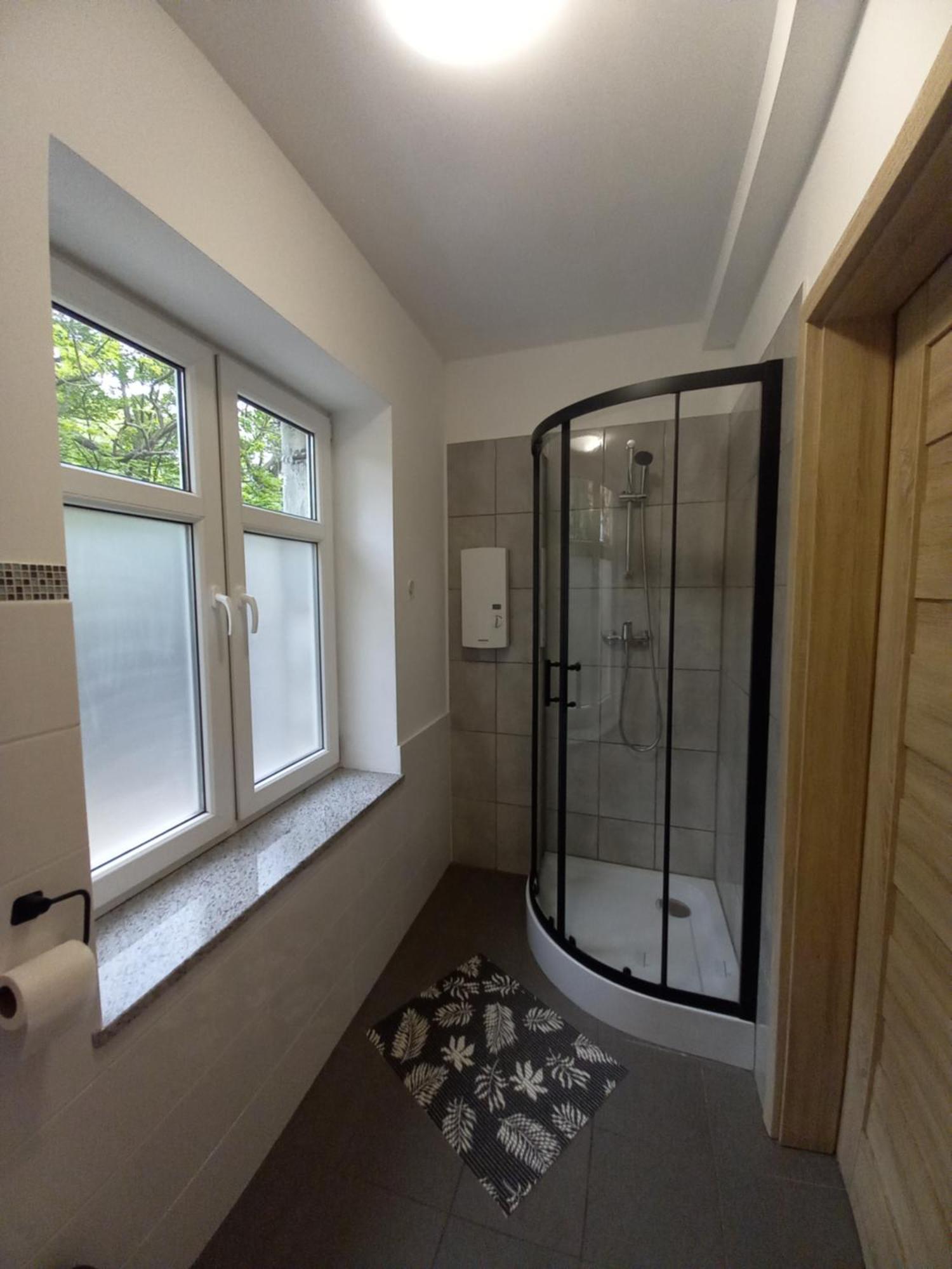 ילנייה גורה Apartament U Podnoza Zamku Chojnik מראה חיצוני תמונה